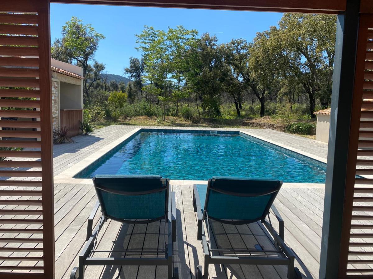 Magnifique Villa Avec Piscine Au Coeur Des Vignes コゴラン エクステリア 写真