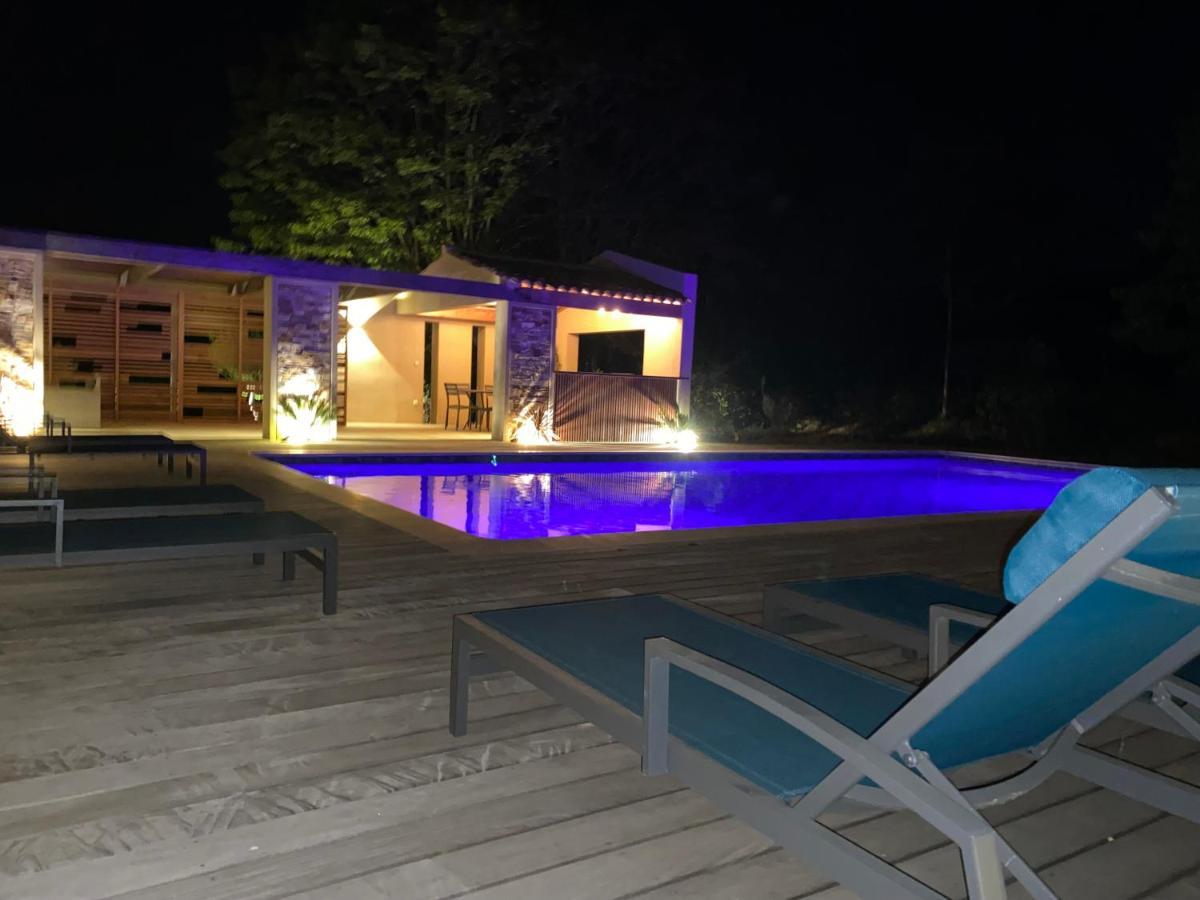 Magnifique Villa Avec Piscine Au Coeur Des Vignes コゴラン エクステリア 写真